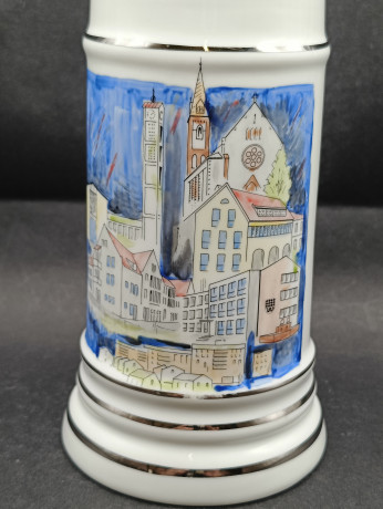 Набор винтажный - кружка немецкая пивная и шкатулка Lubero / R.Nock "Почетный дар муниципалитета Офтерсхайм" с изображением города, кружка 18 см (0.5 л), шкатулка - 13.5 см, фарфор, Германия, 1970-80гг.