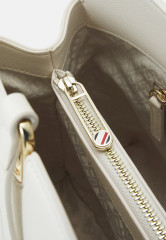 Tommy Hilfiger TIMELESS SATCHEL Handbag weathered white TIMELESS SATCHEL Сумочка выветрившийся белый