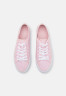 Tommy Hilfiger ESSENTIAL STRIPE  Trainers pastel pink ESSENTIAL STRIPE Кроссовки пастельно-розовый