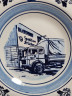 Тарелка декоративная винтажная Delft Blue "Авто экспедиторской компании Brucker", фарфор, 20 см, Голландия, 1960-70гг.
