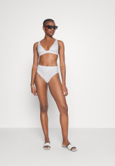 Tommy Hilfiger FIXED  Bikini top white ИСПРАВЛЕНО – Лиф бикини белый