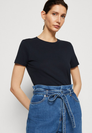 Tommy Hilfiger Basic T-shirt desert sky Базовая футболка небо пустыни