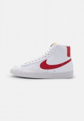 Nike Sportswear BLAZER MID #x27;77 NEXT NATURE 2 Sneaker high white/gym red/black BLAZER MID #x27;77 NEXT NATURE 2 — Высокие кроссовки женские белый/спортивный красный/черный