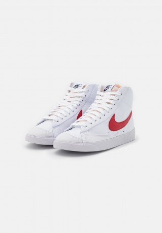 Nike Sportswear BLAZER MID #x27;77 NEXT NATURE 2 Sneaker high white/gym red/black BLAZER MID #x27;77 NEXT NATURE 2 — Высокие кроссовки женские белый/спортивный красный/черный