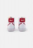 Nike Sportswear BLAZER MID #x27;77 NEXT NATURE 2 Sneaker high white/gym red/black BLAZER MID #x27;77 NEXT NATURE 2 — Высокие кроссовки женские белый/спортивный красный/черный