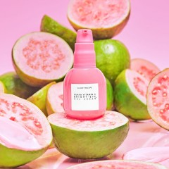 Glow Recipe Guava Vitamin C Bright-Eye Gel Cream  Яркий гель-крем для глаз с витамином С из гуавы