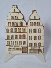 Travemunder Keramikwerkstatt Набор керамических панно "Фасады Любека" в бело-коричневых тонах,  4 шт, 22,5 x 17 см, 17 x 12 см, 18 x 10 см, 11 x 6 см, Германия, 1960-70гг.