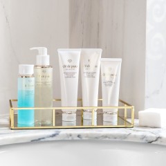 Cle de Peau Beaute Micellar Cleansing Water  Мицеллярная очищающая вода