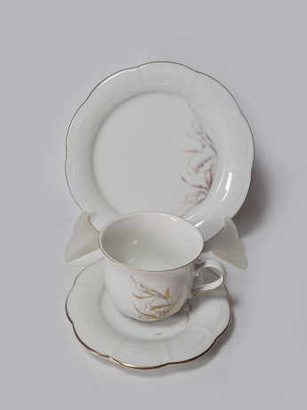 Чайное трио винтажное Winterling Markteluthen Bavaria с позолотой и рельефным рисунком, фарфор, Германия, 1960-70гг.