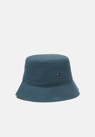 Tommy Hilfiger ESSENTIAL FLAG BUCKET UNISEX Hat lofty blue ESSENTIAL FLAG BUCKET UNISEX Шапка возвышенный синий