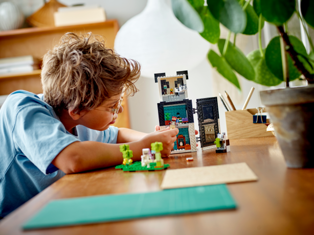 Lego Das Pandahaus Дом панды