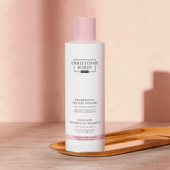 Christophe Robin Delicate Volumising Shampoo with Rose Extracts  Нежный шампунь для объема с экстрактом розы