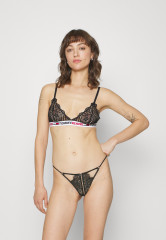 Tommy Hilfiger UNLINED Triangle bra black UNLINED Бюстгальтер с треугольными чашечками черный