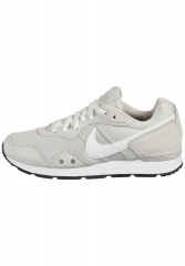 Nike Sportswear VENTURE RUNNER Sneaker low light bone / white VENTURE RUNNER Низкие кроссовки женские светлая кость / белый