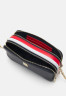 Tommy Hilfiger TIMELESS CAMERA BAG CORP Across body bag navy corporate TIMELESS CAMERA BAG CORP — Сумка через плечо военно-морской флот