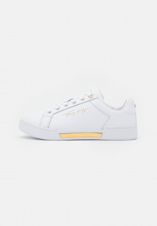 Tommy Hilfiger ELEVATED  Trainers white ПОВЫШЕННЫЙ Кроссовки белый