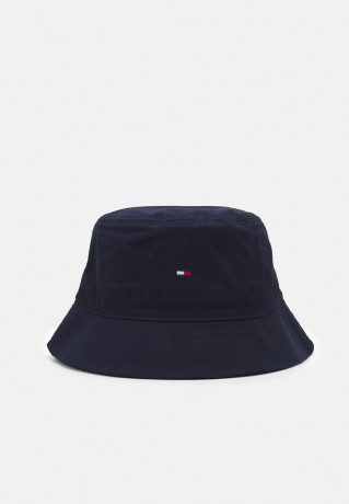 Tommy Hilfiger FLAG BUCKET HAT Hat desert sky FLAG BUCKET HAT Шяпа небо пустыни