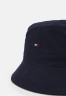 Tommy Hilfiger FLAG BUCKET HAT Hat desert sky FLAG BUCKET HAT Шяпа небо пустыни