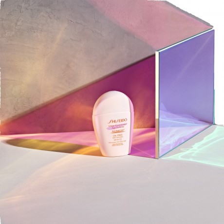 Shiseido Urban Environment Age Defense Oil-Free SPF30  Urban Environment Age Defense Безмасляный SPF30