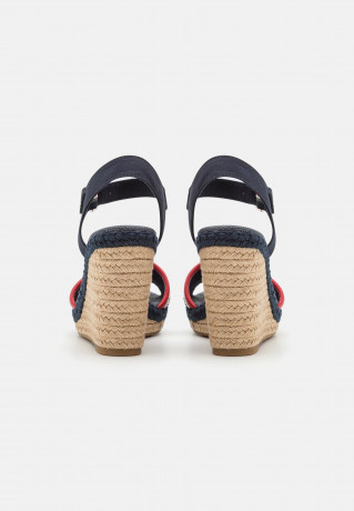 Tommy Hilfiger FEMININE CROCHET  Platform sandals space blue FEMININE CROCHET Босоножки на платформе космический синий