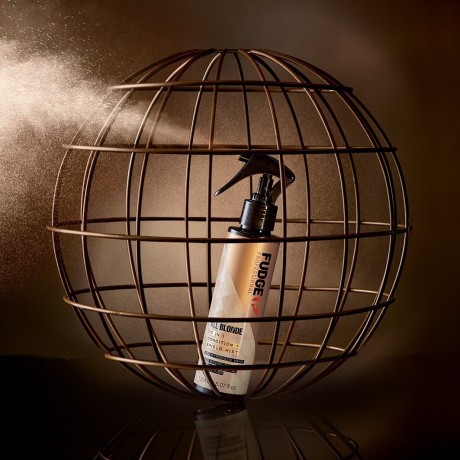 Fudge 10 in 1 Condition & Shield Mist  10 в 1 Кондиционер и защитный туман