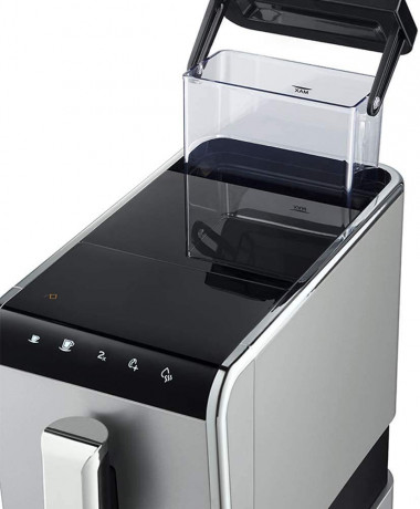 Tchibo Tchibo Kaffeevollautomat Esperto Caffe fur Caffe Crema und Espresso, Silber, Herausnehmbare Bruheinheit  Полностью автоматическая кофемашина Tchibo Esperto Caffe для приготовлени крема и эспрессо, серебристая, со съемным заварочным блоком