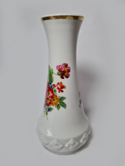 Creidlitz Bavaria Фарфоровая белая ваза с позолоченным ободком и ярким рисунком "Красные цветы", 22смx10см, Германия, 1960-70гг.