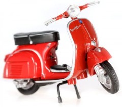 Maisto Modellroller Vespa GTR 1968 (Massstab 1:18) Модель скутера Vespa GTR 1968 (масштаб 1:18)