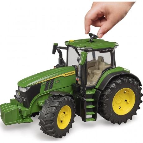 Bruder BRUDER Traktor John Deere 1:16 BRUDER Трактор John Deere 1:16