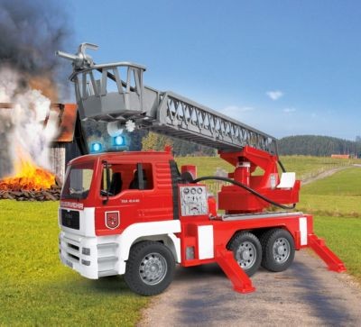 Bruder BRUDER 02771 TPS MAN Feuerwehr m. Drehleiter BRUDER 02771 TPS MAN Пожарная часть с поворотной лестницей