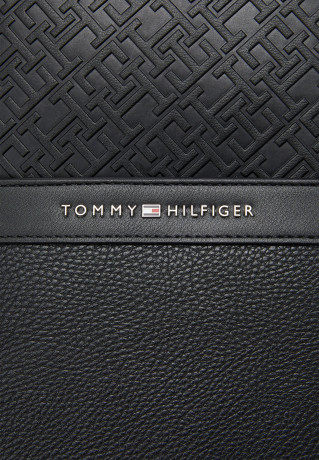 Tommy Hilfiger CENTRAL BACKPACK UNISEX Rucksack black ЦЕНТРАЛЬНЫЙ РЮКЗАК УНИСЕКС Рюкзак черный