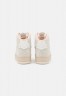 Nike Sportswear W AF1 SCULPT Sneaker high sail/phantom/sesame/pure platinum W AF1 SCULPT Высокие кроссовки женские парус/фантом/кунжут/чистая платина