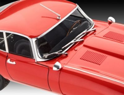 Revell Jaguar E-Type (Coupe) 1:24 Jaguar E Type (купе) 1:24