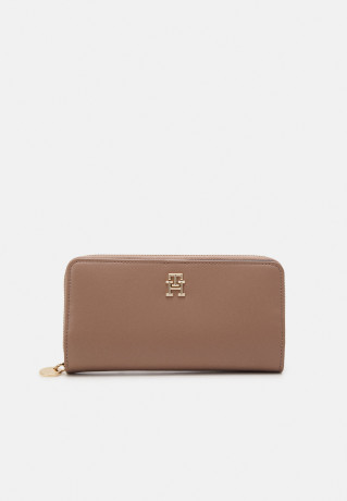 Tommy Hilfiger CHIC LARGE Wallet oat milk CHIC LARGE Кошелек овсяное молоко