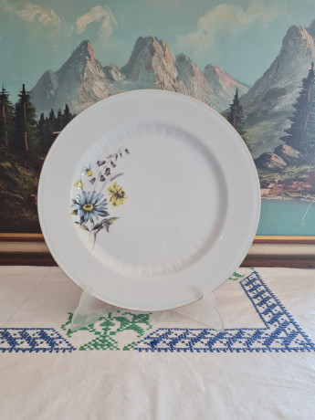 Bareuther Bavaria Винтажное круглое блюдо с позолоченным краем "Полевые цветы", 29см, Германия, 1960-70гг.