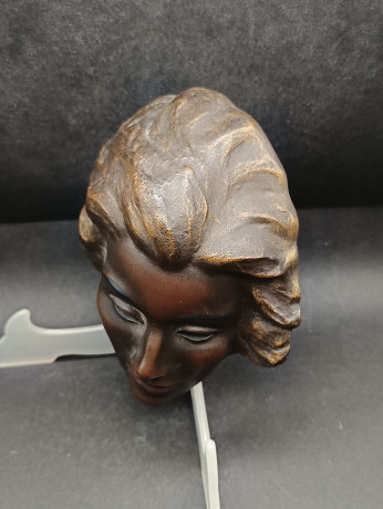 Панно винтажное D.K. Gisela в виде головы женщины, керамика, 15.5 х 7 см, Испания, 1970-80гг.