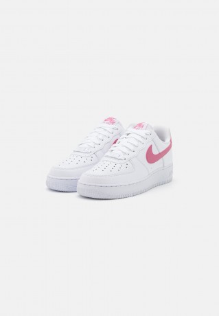 Nike Sportswear W AIR FORCE 1 07 ESS TRND Sneaker low white/desert berry W AIR FORCE 1 07 ESS TRND Низкие кроссовки женские белые/пустынные ягоды
