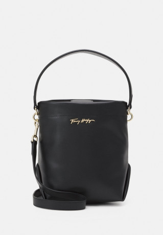 Tommy Hilfiger VEG LUXE SOFT BUCKET Handbag black VEG LUXE SOFT BUCKET сумка черный