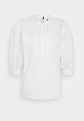 Tommy Hilfiger CRAFTED HENLEY  Print T-shirt optic white CRAFTHED HENLEY Футболка с принтом оптический белый