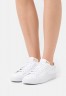 Nike Sportswear BLAZER Sneaker low white BLAZER низкие кроссовки женские белый