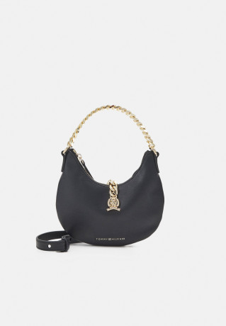 Tommy Hilfiger CHAIN MINI CROSSOVER Handbag black CHAIN ??MINI CROSSOVER Сумочка черный