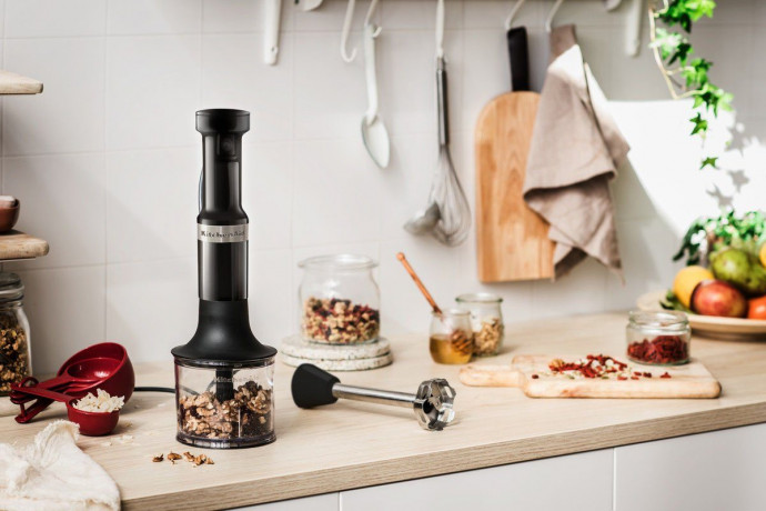 KitchenAid KitchenAid Stabmixer 5KHBV83EOB ONYX BLACK, 180 W  Погружной блендер KitchenAid 5KHBV83EOB ONYX BLACK, 180 Вт