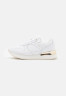 Tommy Hilfiger ELEVATED FEMININE RUNNER Trainers white ELEVATED FEMININE RUNNER — Кроссовки белый