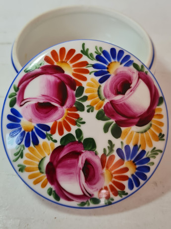 Шкатулка винтажная Z.S.& CO Bavaria с ярким цветочным рисунком, 9 x 4,5 см, Германия, 1960-70гг.