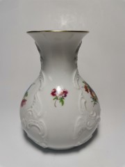 Royal Porzellan Bavaria KPM Germany Kerafina, Королевский Фарфор Бавария КПМ Керафина Винтажная фарфоровая ваза с мейсенским букетом на фоне фактурного узора, 13см, Германия 1960г.