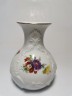 Royal Porzellan Bavaria KPM Germany Kerafina, Королевский Фарфор Бавария КПМ Керафина Винтажная фарфоровая ваза с мейсенским букетом на фоне фактурного узора, 13см, Германия 1960г.