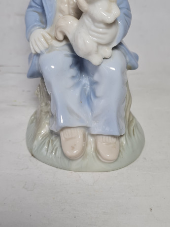 Статуэтка винтажная Gerold Bavaria "Мальчик с собакой", фарфор, 16.5 х 8 см, Германия, 1960-70гг.