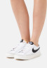 Nike Sportswear BLAZER Sneaker low white/black BLAZER низкие кроссовки женские белый черный