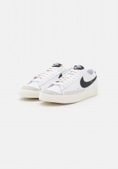 Nike Sportswear BLAZER Sneaker low white/black BLAZER низкие кроссовки женские белый черный