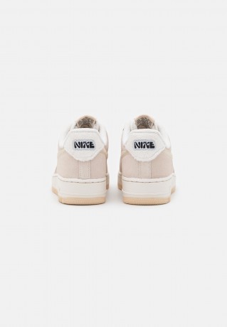 Nike Sportswear WMNS AIR FORCE 1 07 SE Sneaker low phantom/sanddrift/black/white/light silver WMNS AIR FORCE 1 07 SE Низкие кроссовки женские фантом/песок/черный/белый/светло-серебристый